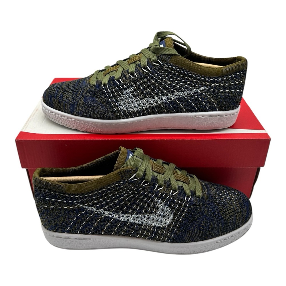 Nike Tennis Classic Ultra Flyknit Shoes‎ Womens 7.5 Olive Flak/White Sneakers